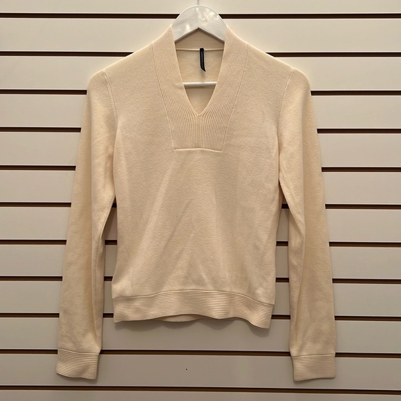 Sweaters - Cotton Sweater